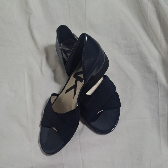 Anne Klein Sport Wome's Navy Open-Toe Heels Size 6.5 - Picture 3 of 8